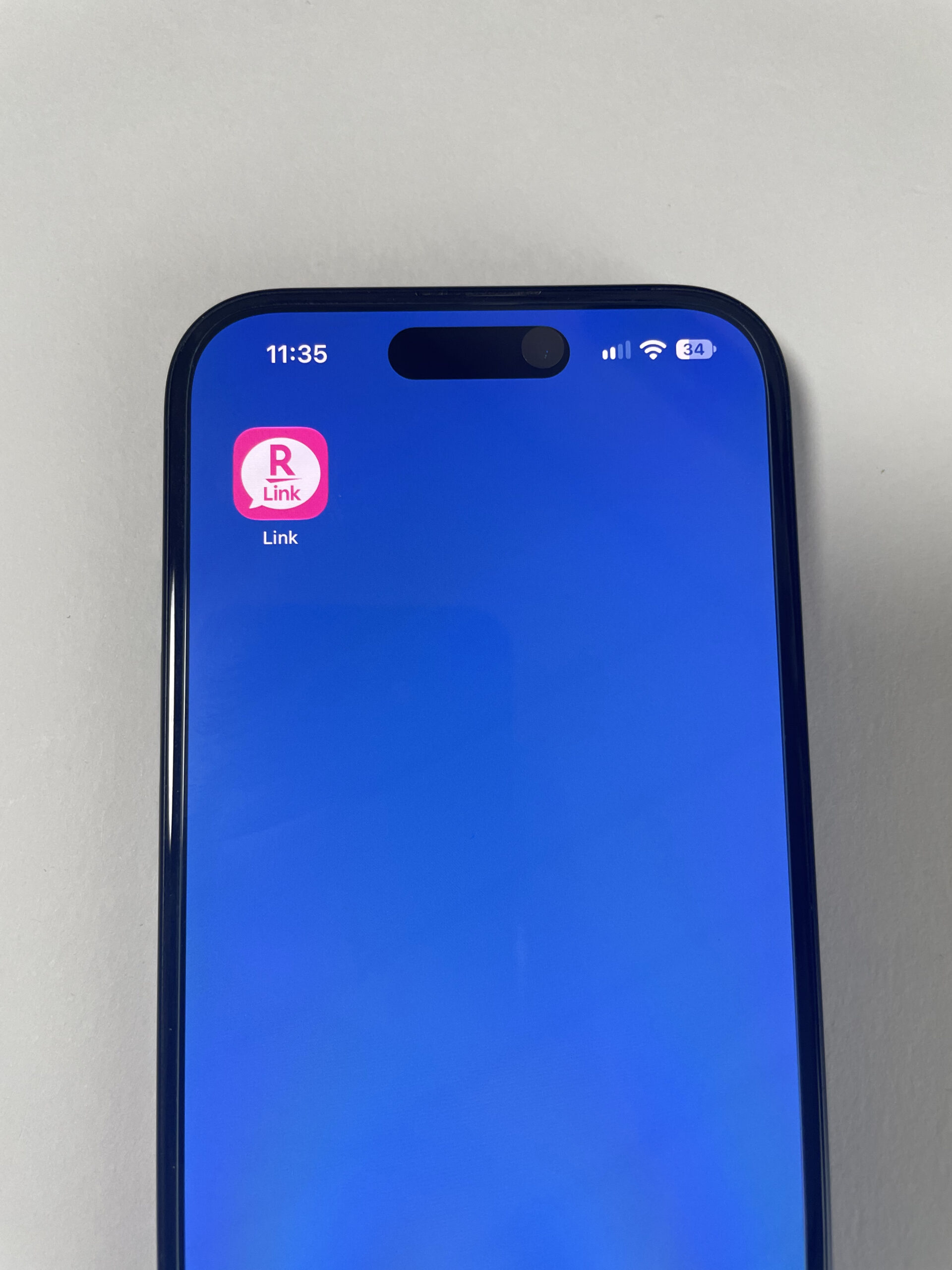 iPhoneのホーム画面にあるRakuten Link(楽天リンク)のアプリアイコン